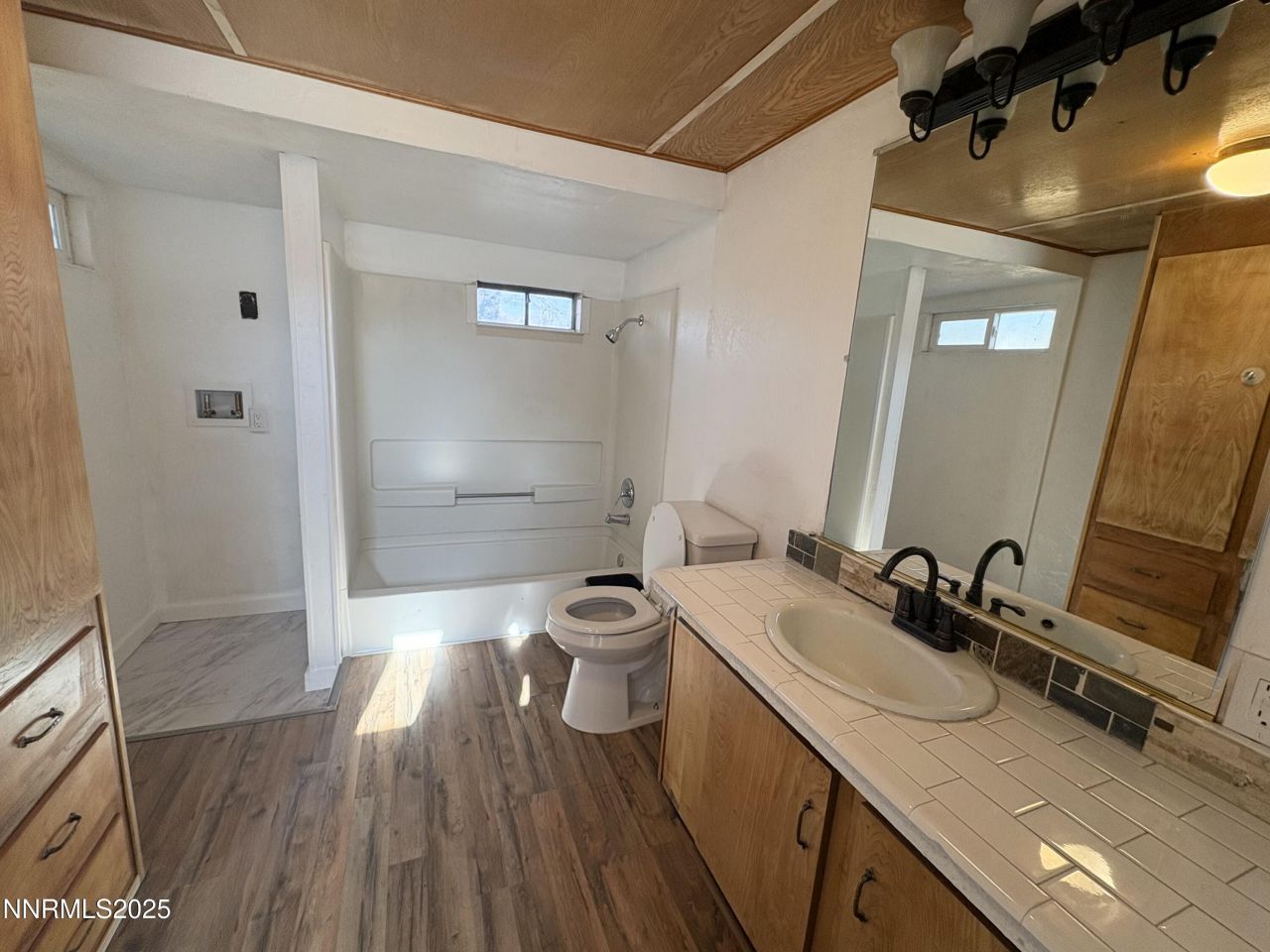 5884 Leon Drive, Sun Valley, NV 89433 Photo