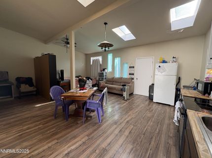 5884 Leon Drive, Sun Valley, NV 89433 Photo