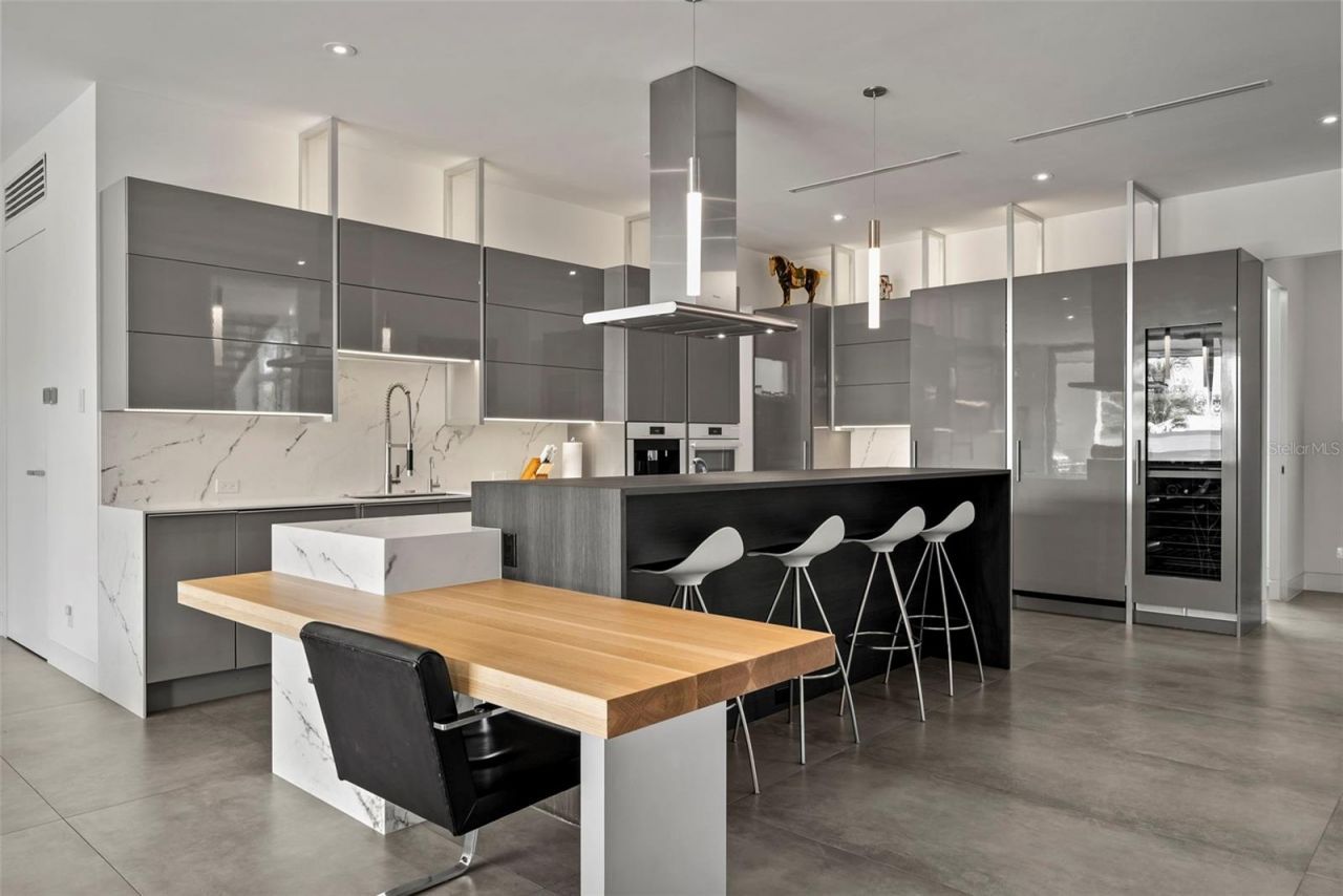 1365 Harbor Drive, Sarasota, FL 34239 Photo