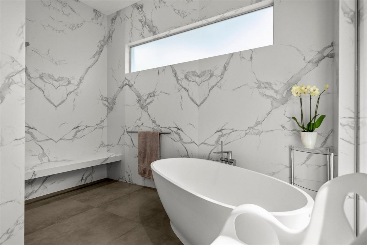 1365 Harbor Drive, Sarasota, FL 34239 Photo