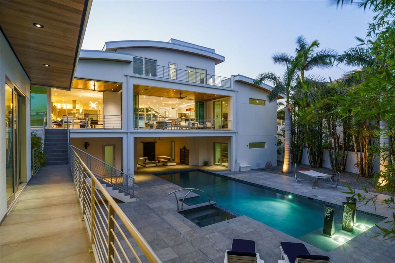 1365 Harbor Drive, Sarasota, FL 34239 Photo