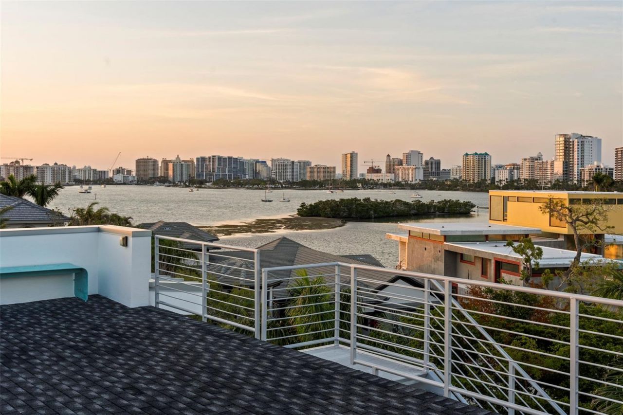 1365 Harbor Drive, Sarasota, FL 34239 Photo