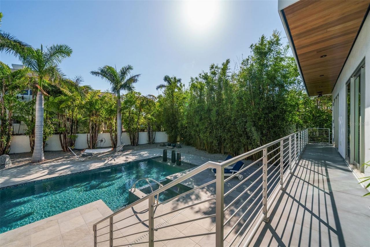 1365 Harbor Drive, Sarasota, FL 34239 Photo