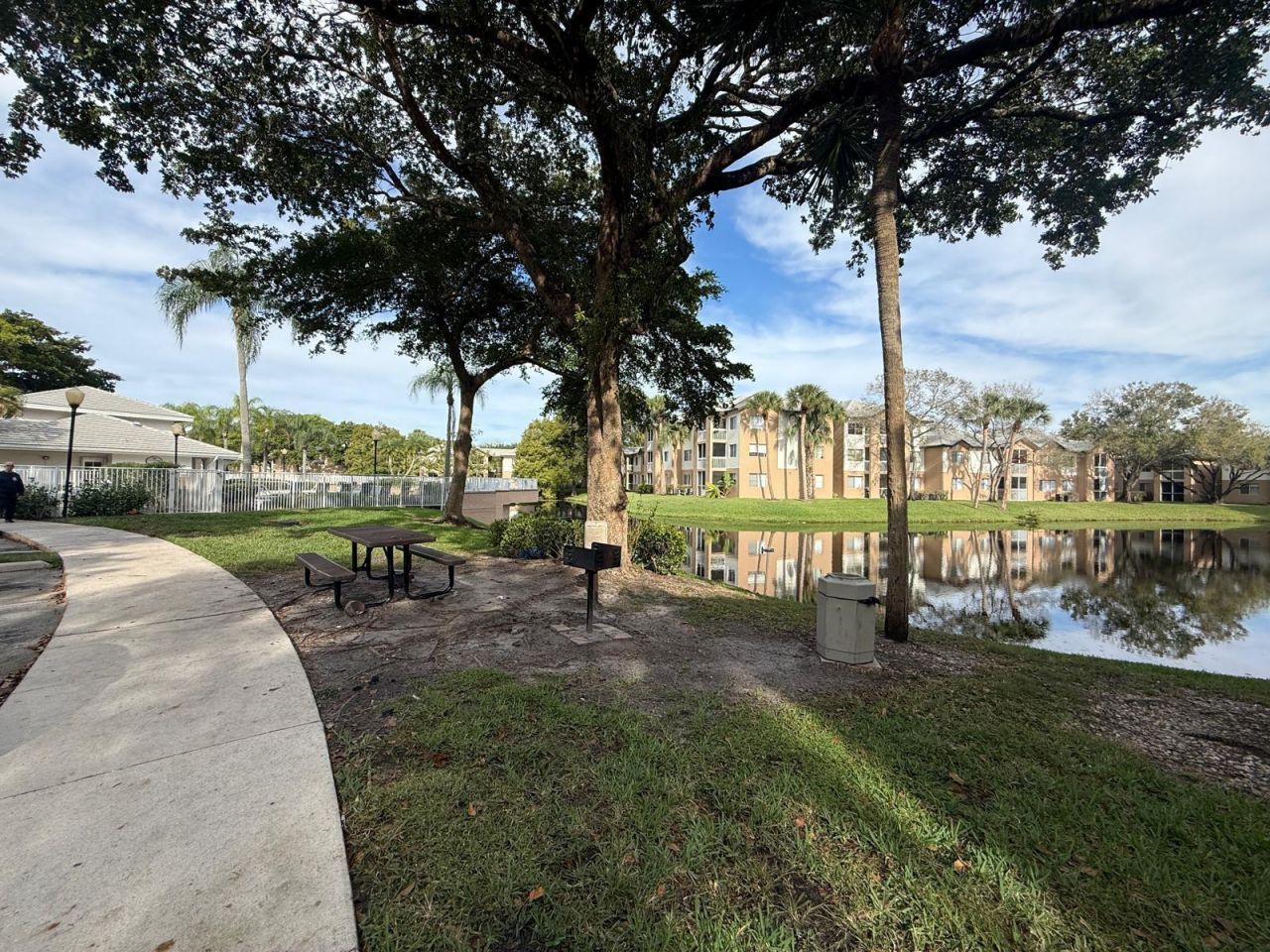 9777 Westview Drive, Unit 1114, Coral Springs, FL 33076 Photo