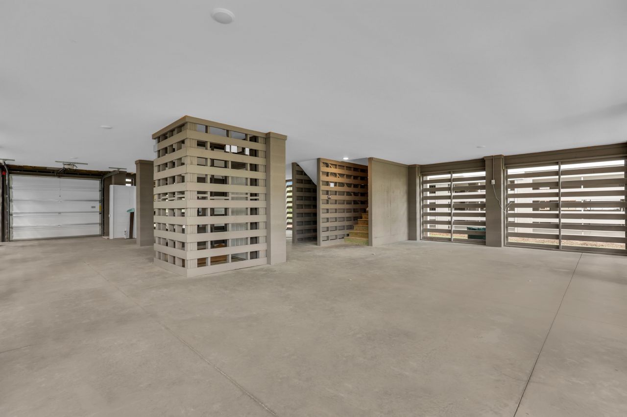 2304 Minifarm Way Photo 28