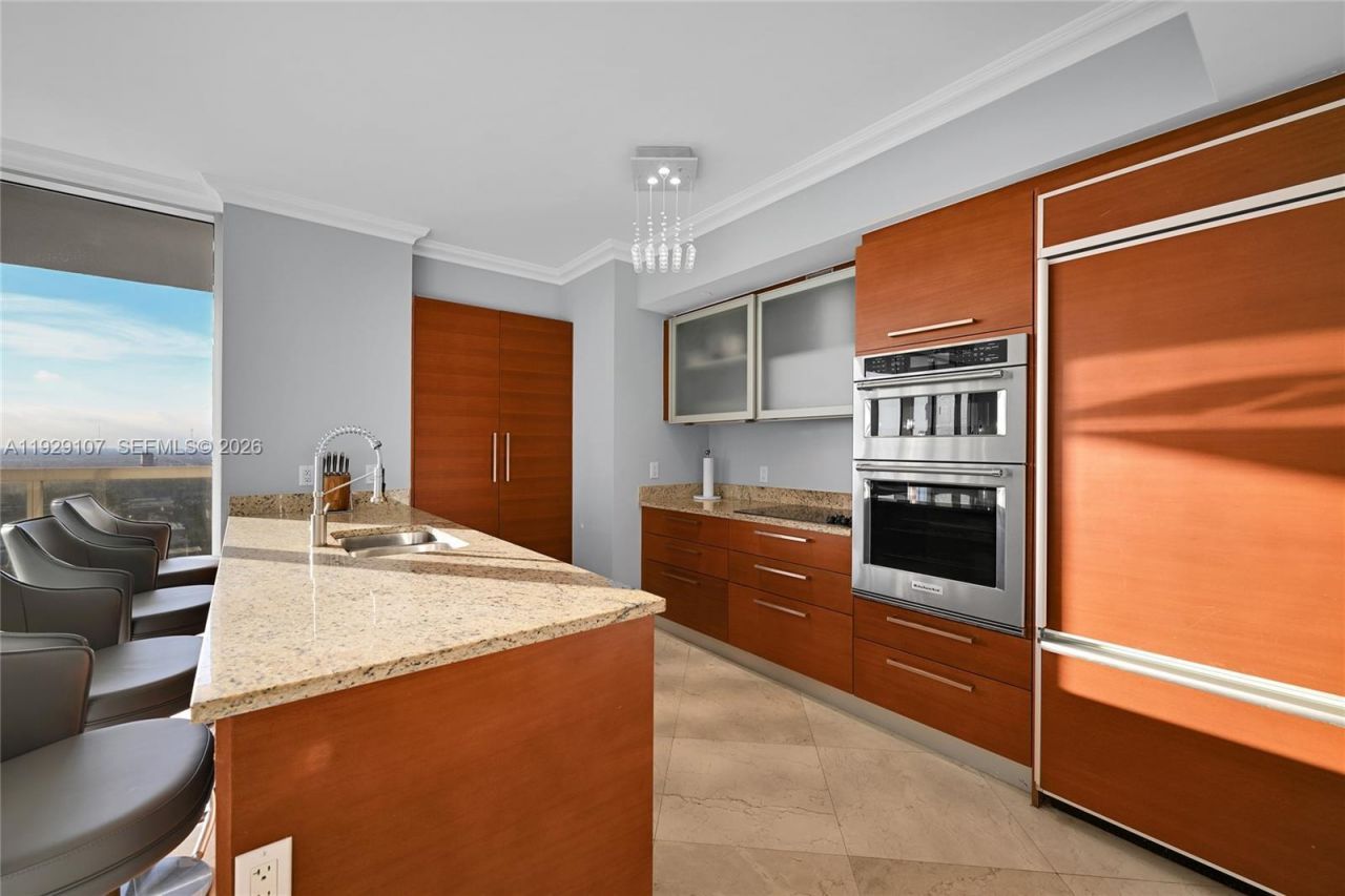 1830 S Ocean Dr, Unit 3706, Hallandale Beach, FL 33009 Photo