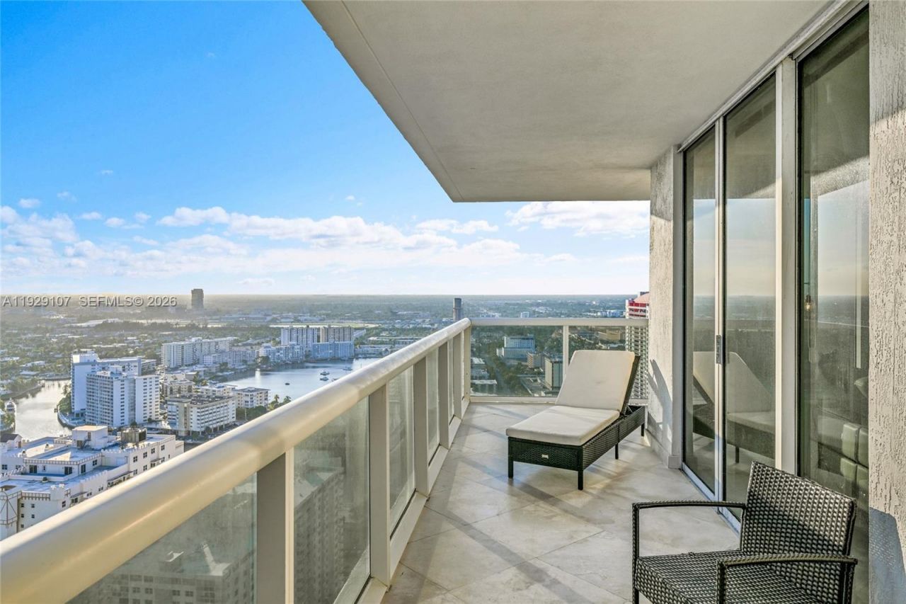 1830 S Ocean Dr, Unit 3706, Hallandale Beach, FL 33009 Photo