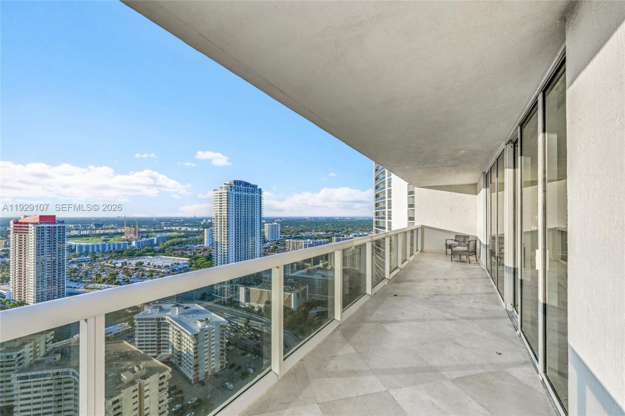 1830 S Ocean Dr, Unit 3706, Hallandale Beach, FL 33009 Photo