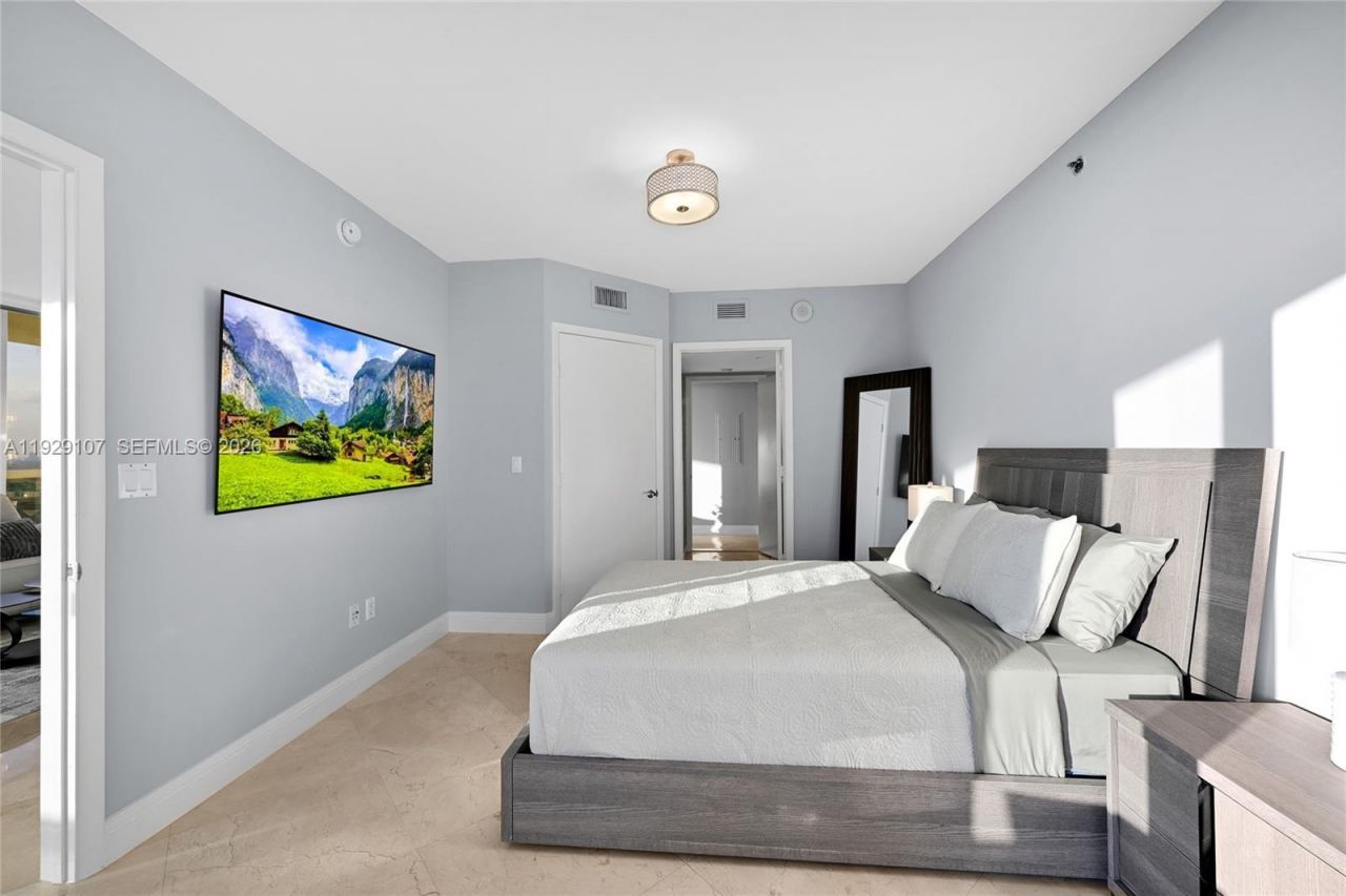 1830 S Ocean Dr, Unit 3706, Hallandale Beach, FL 33009 Photo