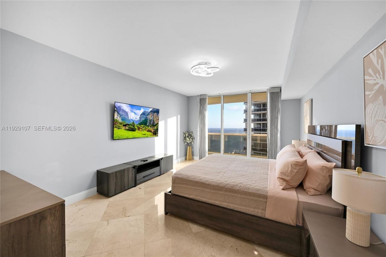 1830 S Ocean Dr, Unit 3706, Hallandale Beach, FL 33009 Photo