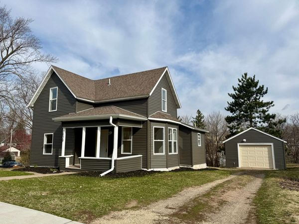 1050 Sturtevant Street, Red Wing, MN 55066
