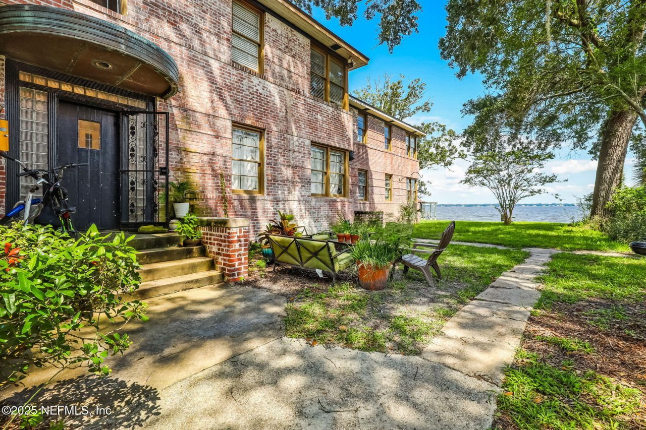 2746 Vernon Terrace, Jacksonville, FL 32205 Main Photo