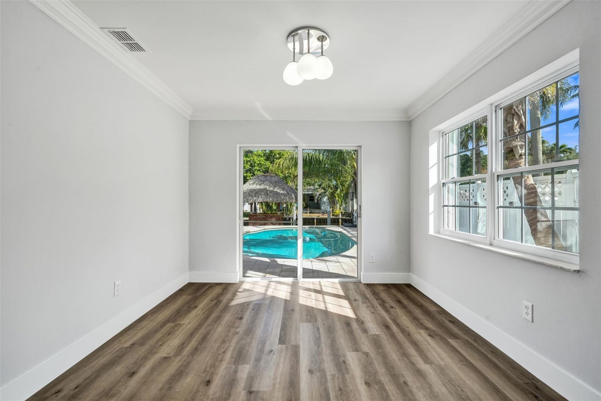 2052 SW 28th Way, Fort Lauderdale, FL 33312 Photo