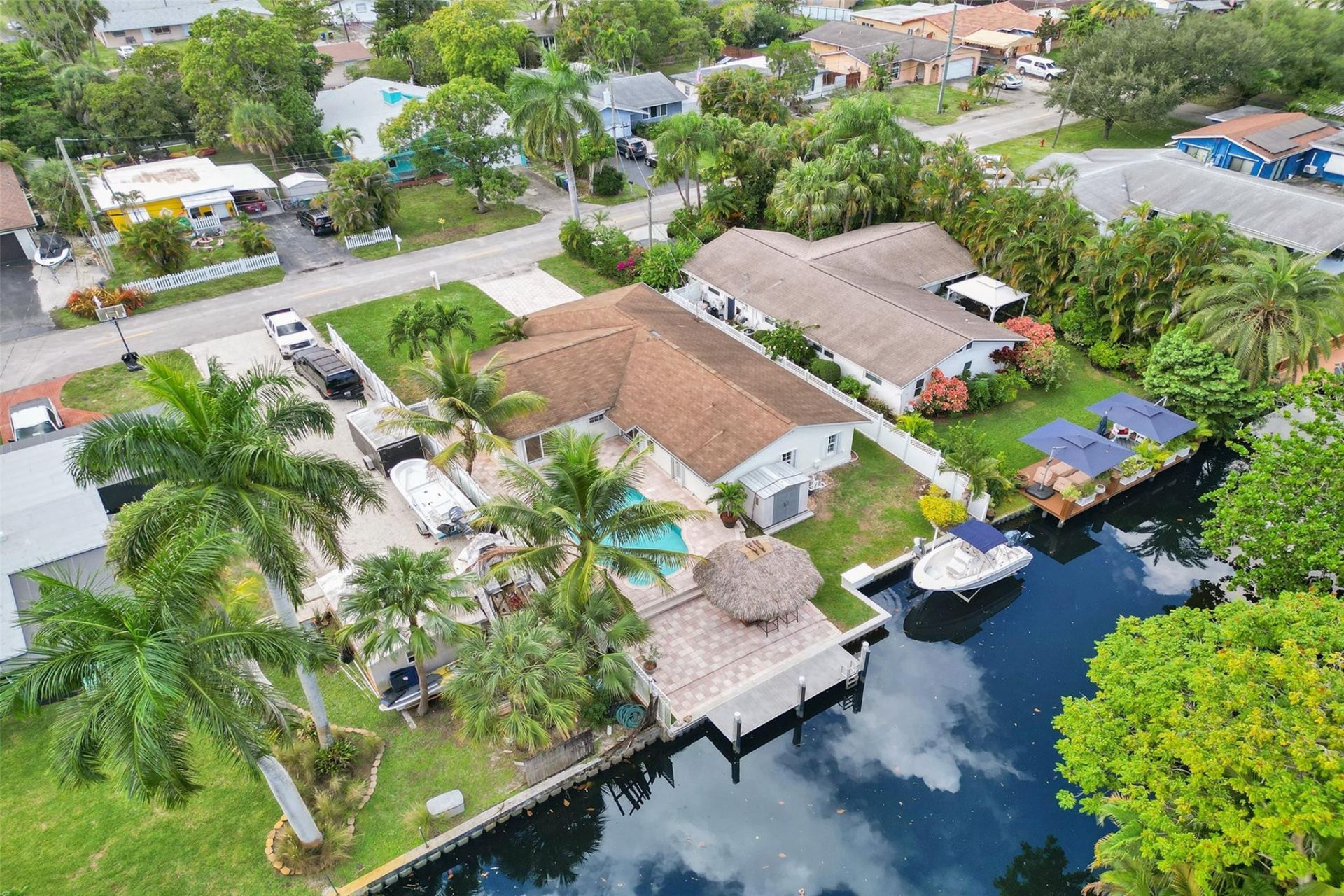 2052 SW 28th Way, Fort Lauderdale, FL 33312 Photo