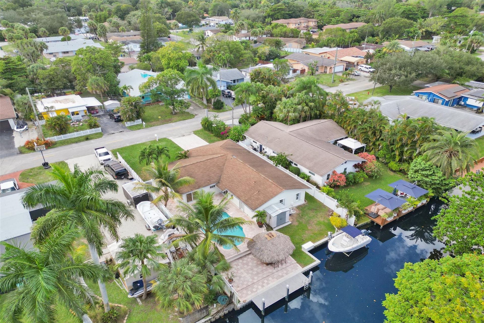 2052 SW 28th Way, Fort Lauderdale, FL 33312 Photo