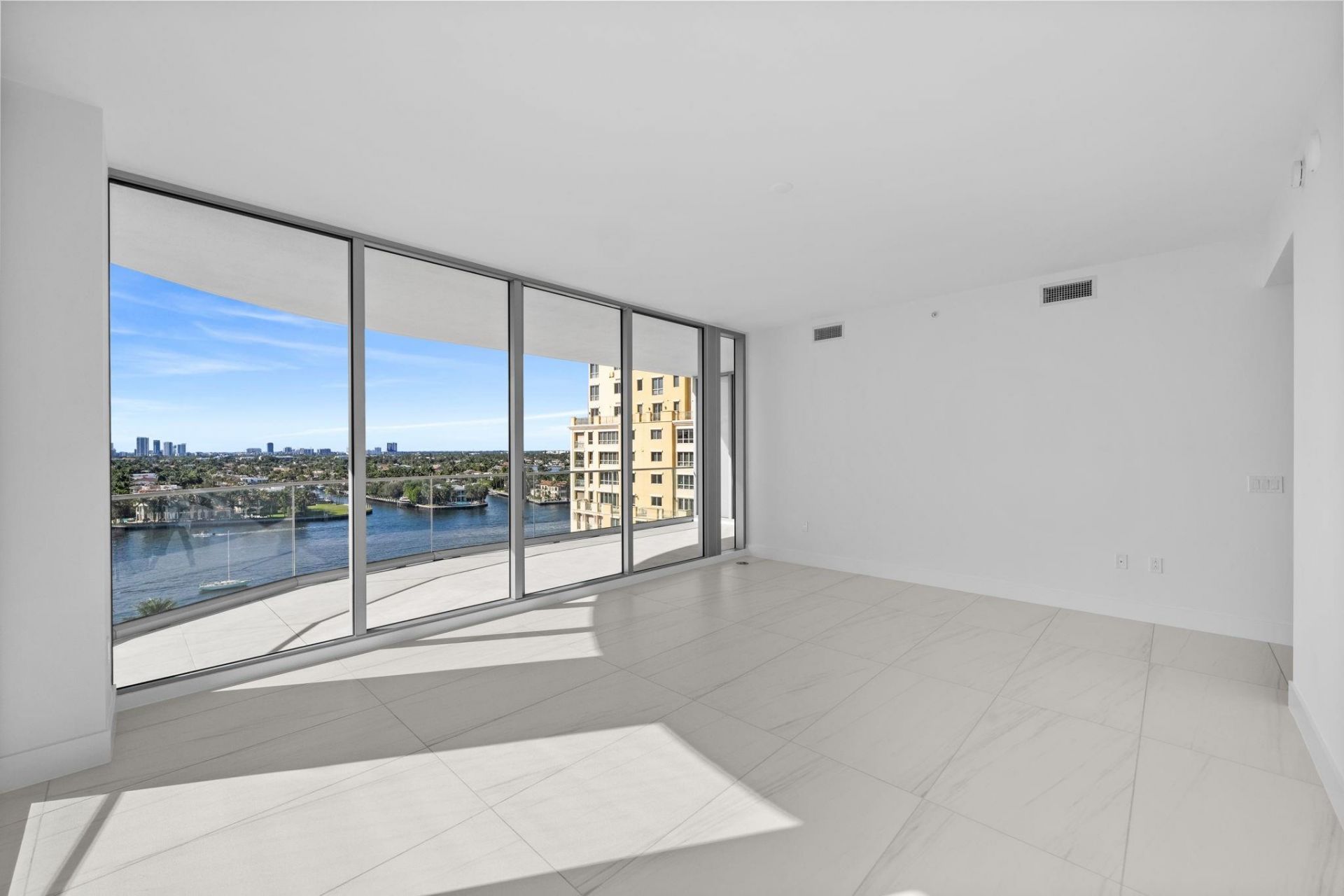 153 N Seabreeze Boulevard, Unit 802-S, Fort Lauderdale, FL 33304 Photo