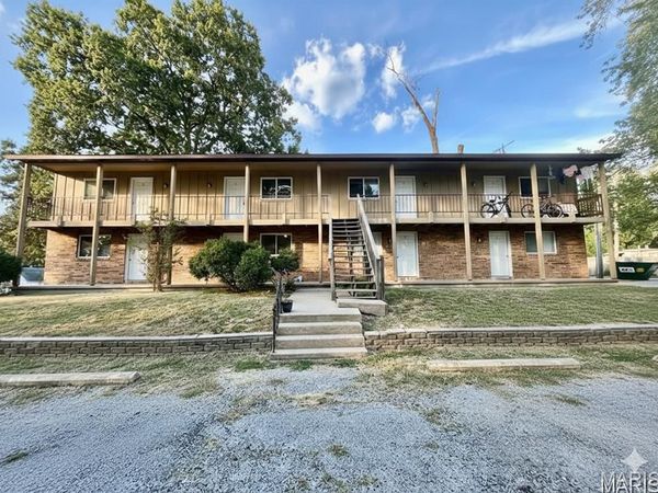 201 N Market Street, New Athens, IL 62264