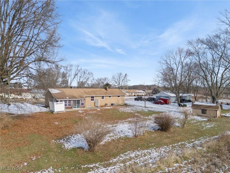 7680 Brookview Street, Louisville, OH 44641 Photo 10