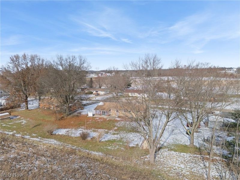 7680 Brookview Street, Louisville, OH 44641 Photo 12