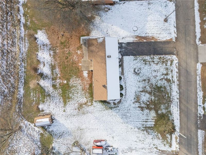 7680 Brookview Street, Louisville, OH 44641 Photo 20