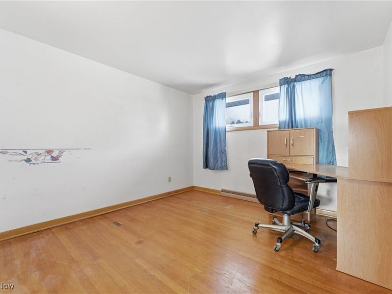 7680 Brookview Street, Louisville, OH 44641 Photo 32