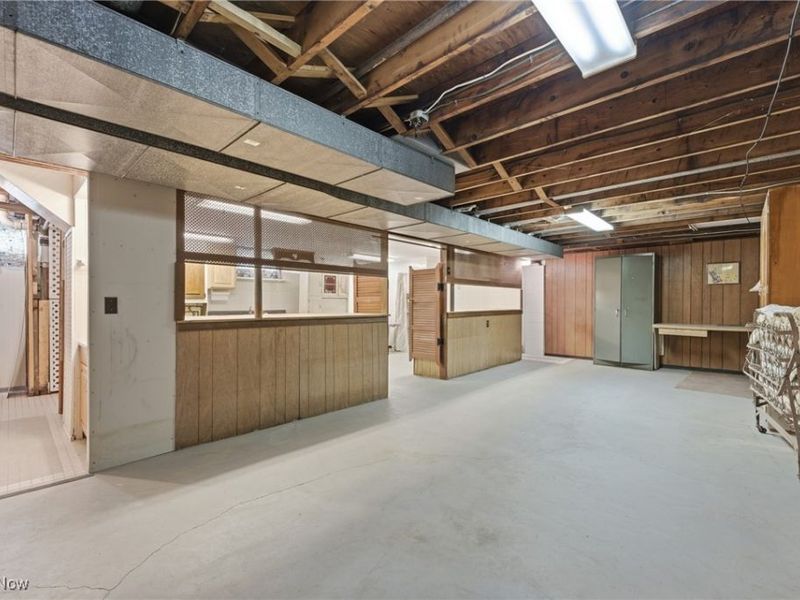 7680 Brookview Street, Louisville, OH 44641 Photo 41