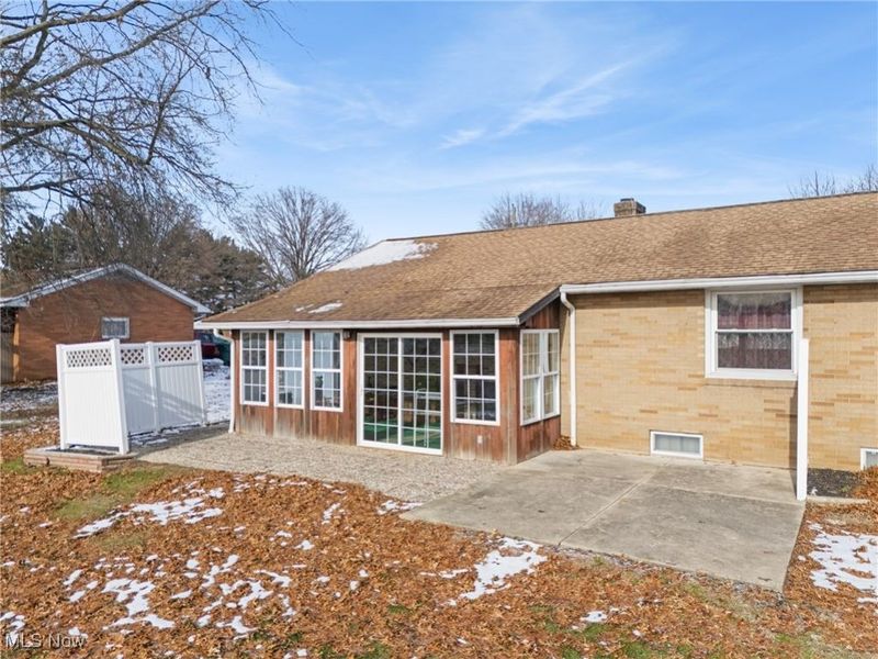 7680 Brookview Street, Louisville, OH 44641 Photo 5