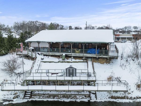 207 S 1st Street, OREGON, IL 61061