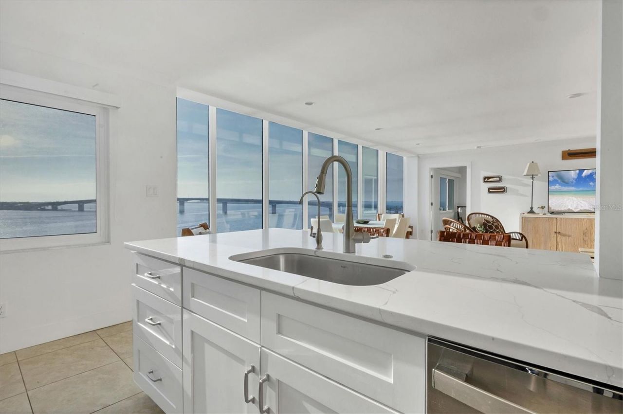 350 Golden Gate Point, Unit 62, Sarasota, FL 34236 Photo