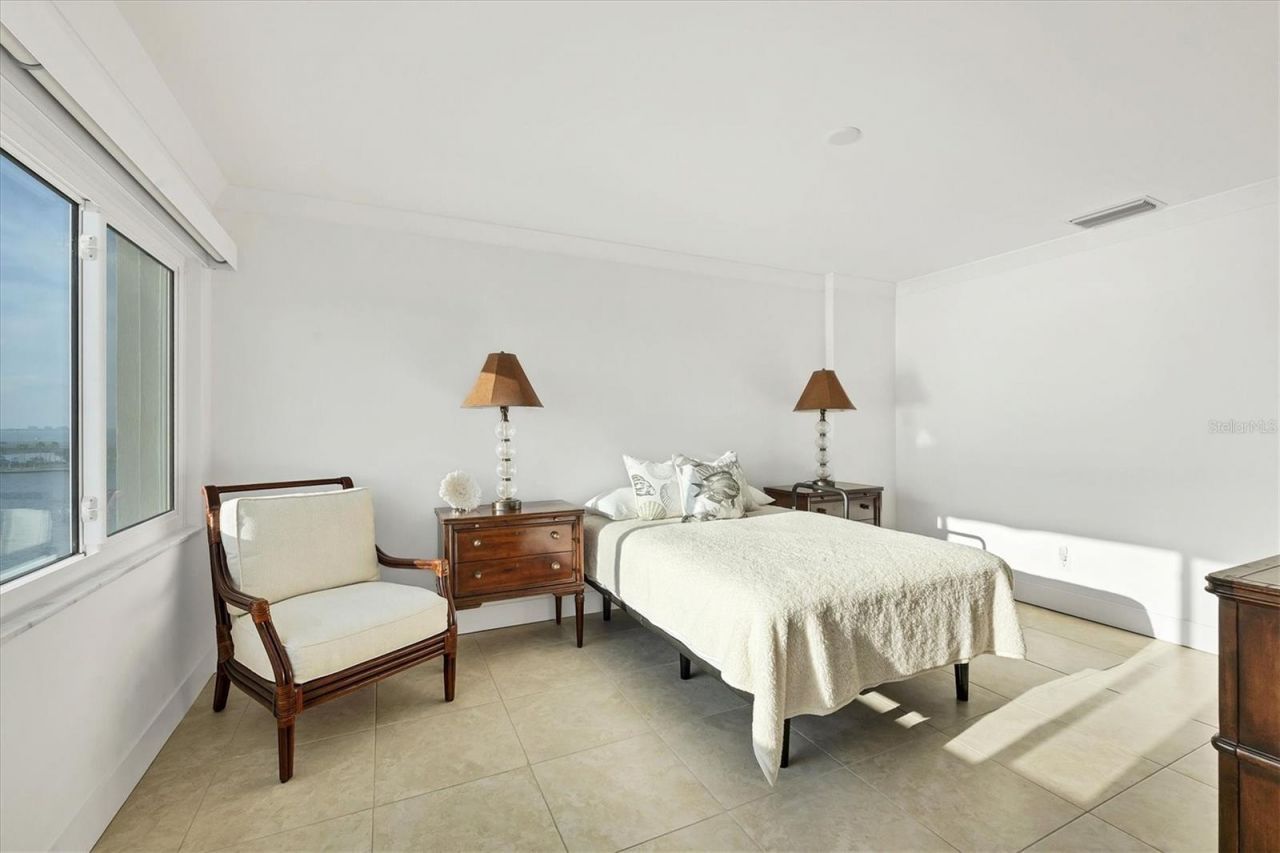 350 Golden Gate Point, Unit 62, Sarasota, FL 34236 Photo