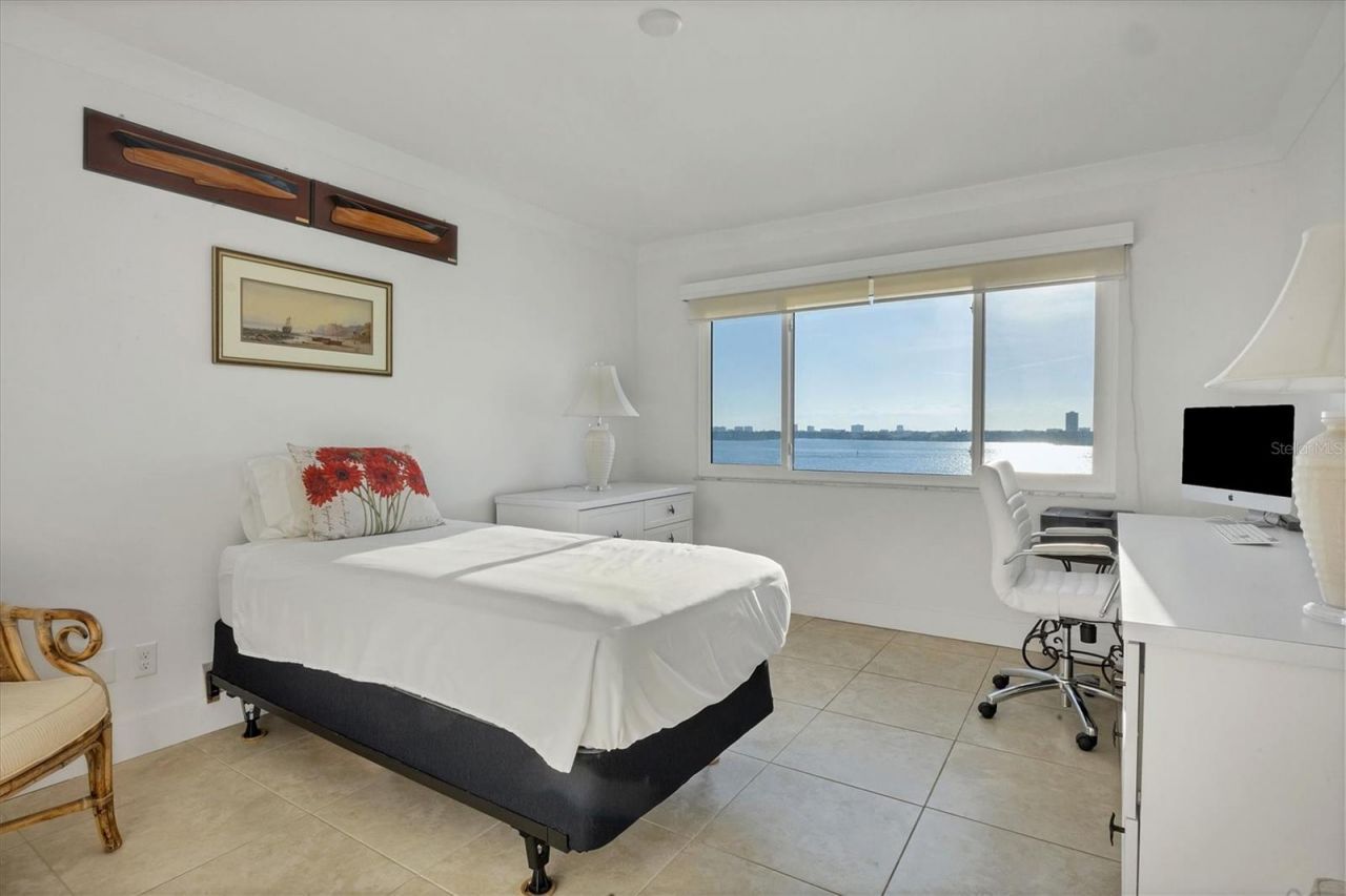 350 Golden Gate Point, Unit 62, Sarasota, FL 34236 Photo