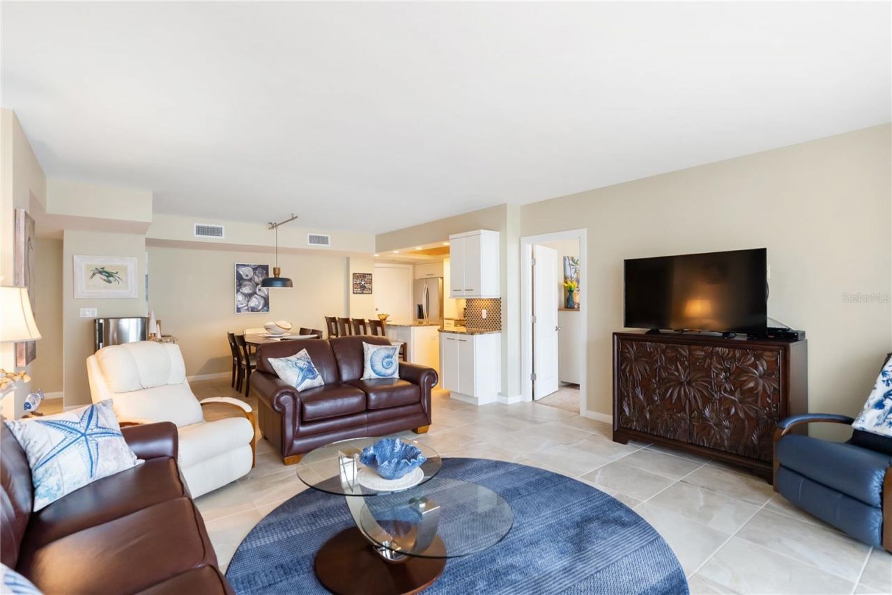 1212 Benjamin Franklin Drive, Unit 206, Sarasota, FL 34236 Photo