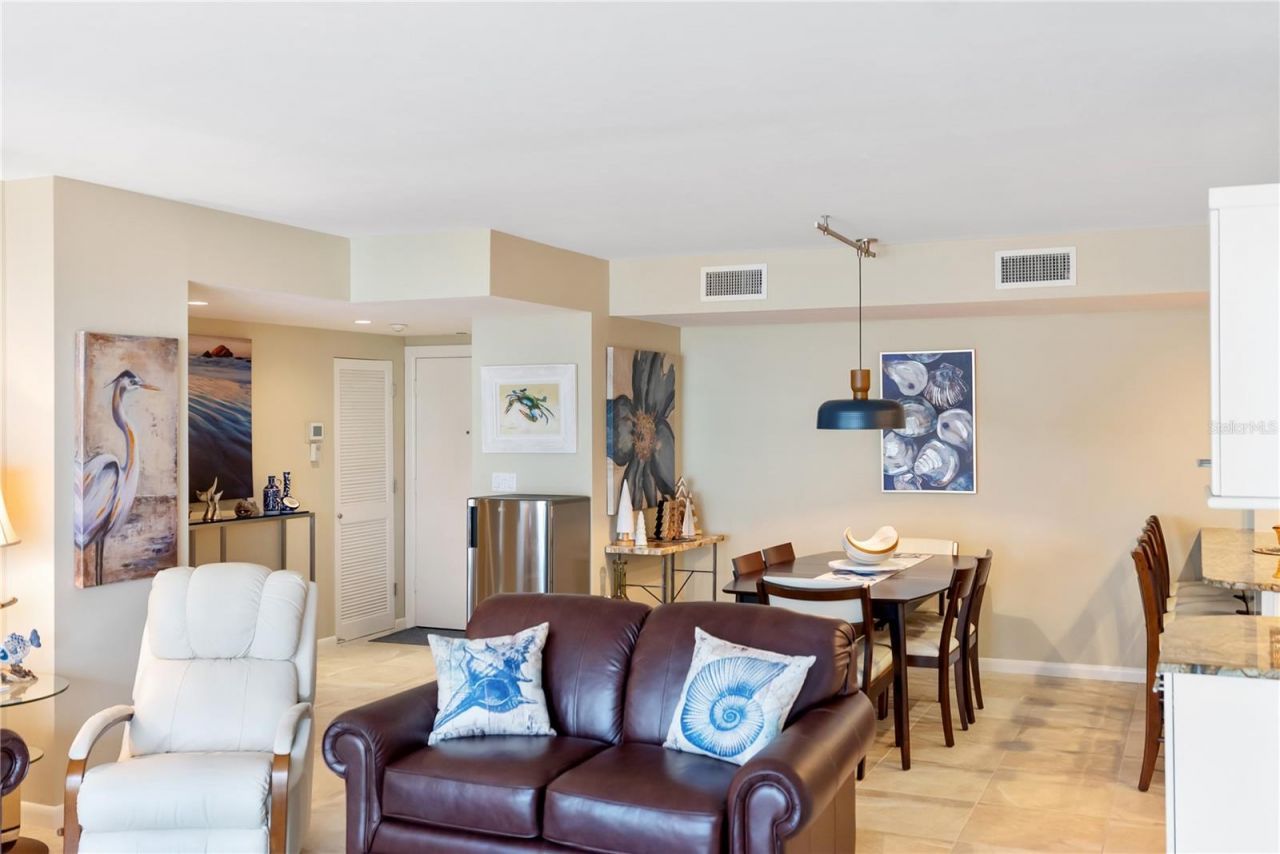 1212 Benjamin Franklin Drive, Unit 206, Sarasota, FL 34236 Photo