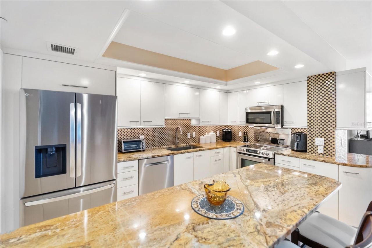 1212 Benjamin Franklin Drive, Unit 206, Sarasota, FL 34236 Photo