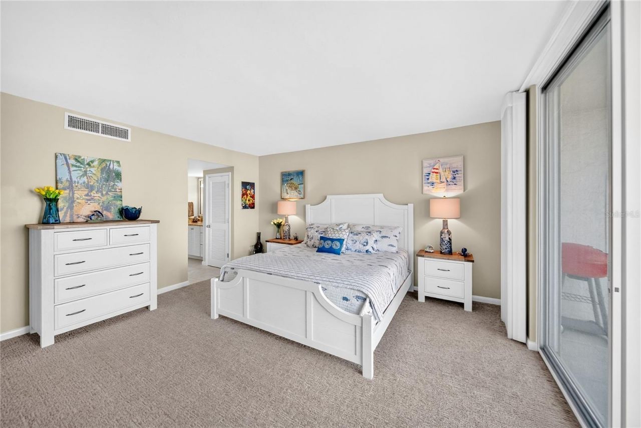 1212 Benjamin Franklin Drive, Unit 206, Sarasota, FL 34236 Photo