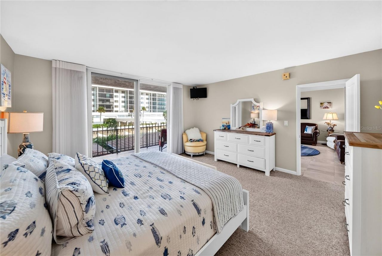 1212 Benjamin Franklin Drive, Unit 206, Sarasota, FL 34236 Photo