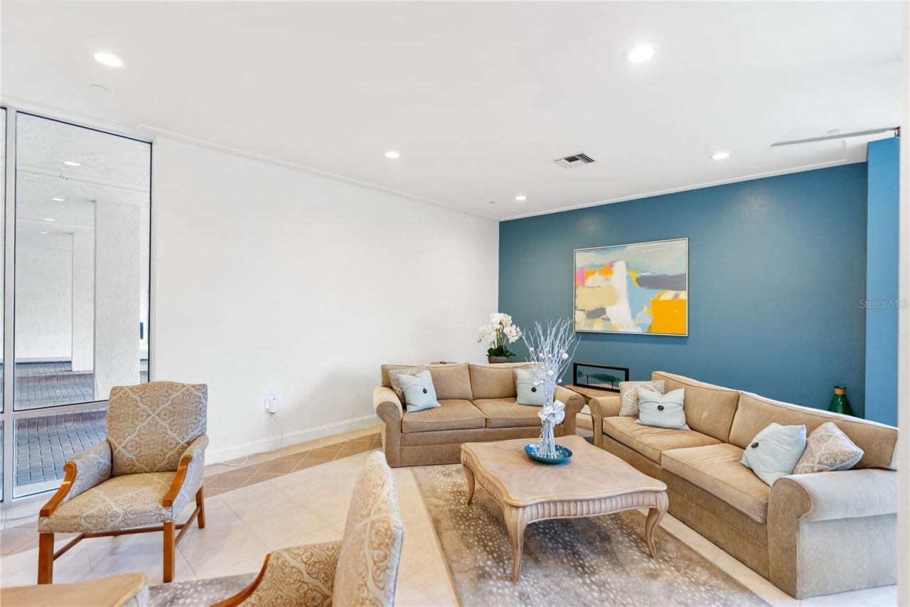 1212 Benjamin Franklin Drive, Unit 206, Sarasota, FL 34236 Photo