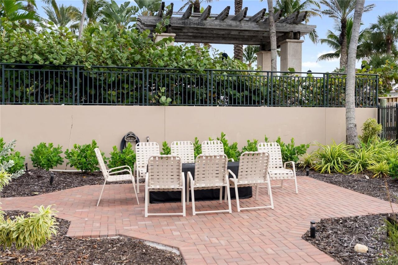 1212 Benjamin Franklin Drive, Unit 206, Sarasota, FL 34236 Photo