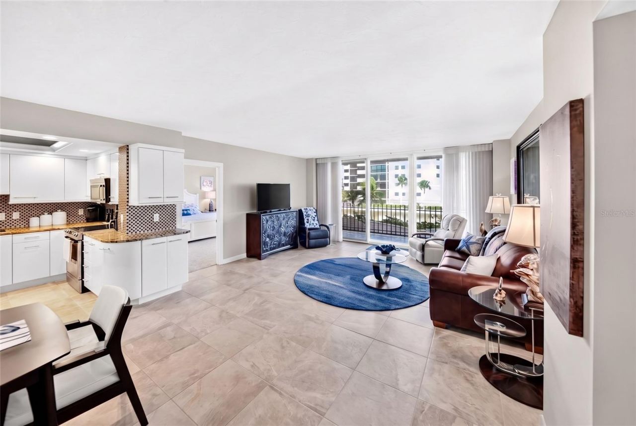 1212 Benjamin Franklin Drive, Unit 206, Sarasota, FL 34236 Photo