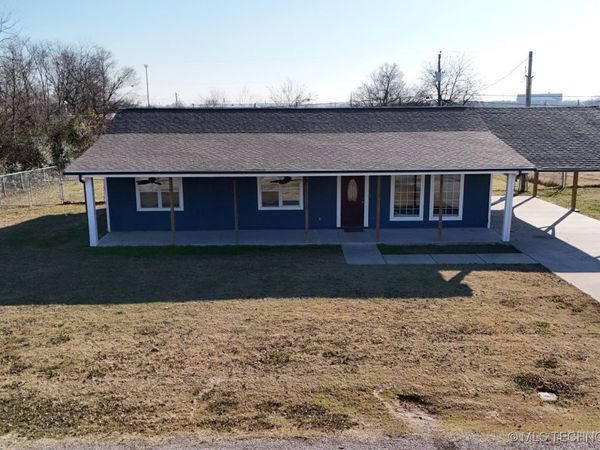 16128 E Newton Place, Tulsa, OK 74116