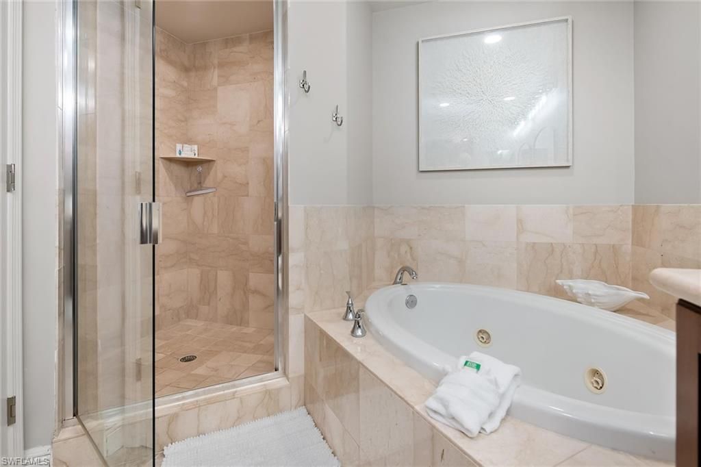 1015 Sandpiper St, Unit D102, Naples, FL 34102 Photo