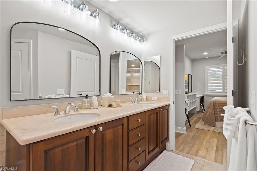 1015 Sandpiper St, Unit D102, Naples, FL 34102 Photo