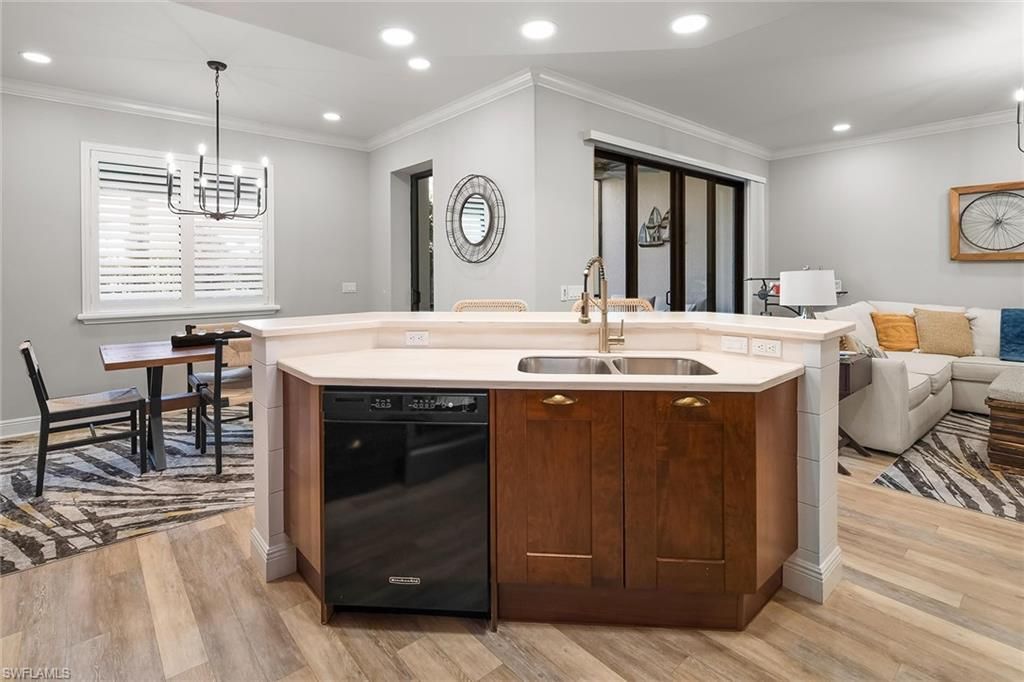 1015 Sandpiper St, Unit D102, Naples, FL 34102 Photo