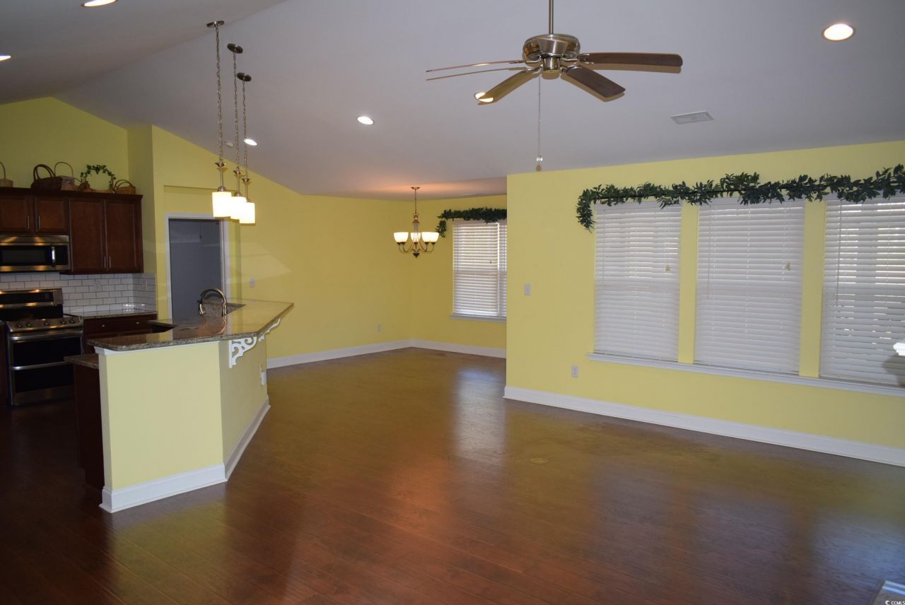 312 Marquis Ct. Photo 11