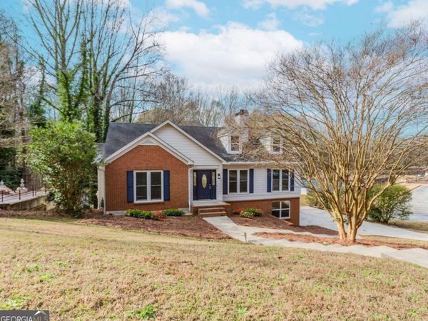 3083 Rock Creek Drive, Rex, GA 30273