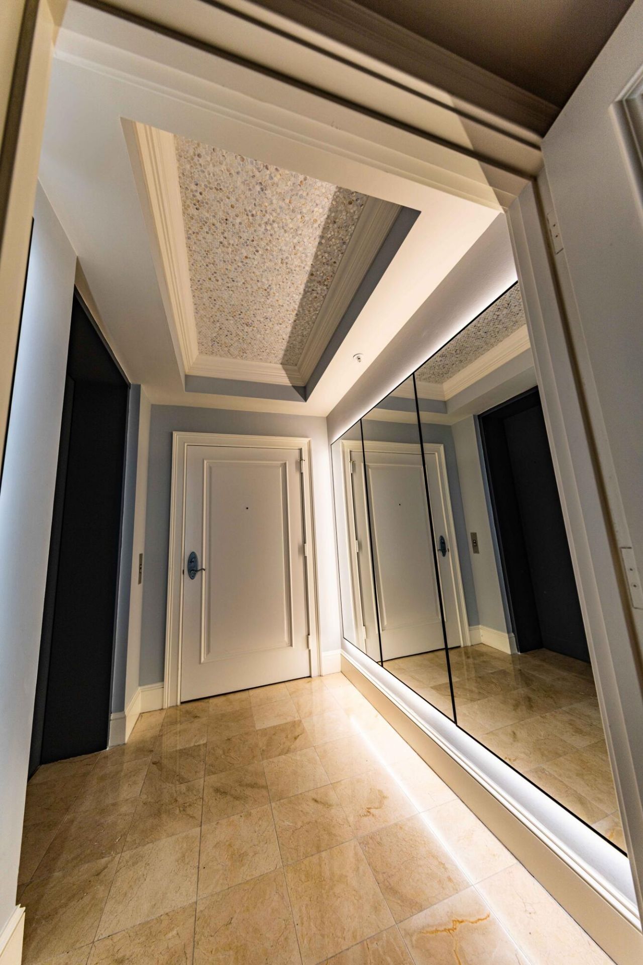 113 N Plaza Ct. Court Photo 49