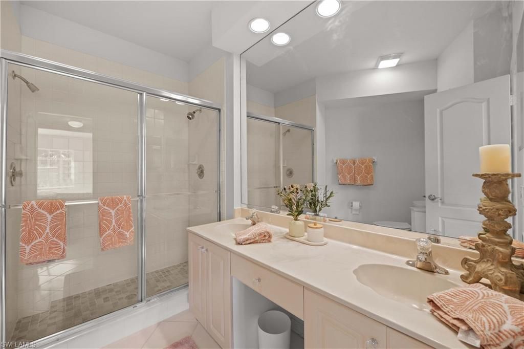 8415 Excalibur Cir, Unit B10, Naples, FL 34108 Photo