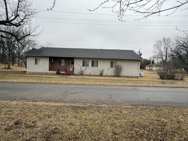 319 N Fourth Street, Neponset, IL 61345