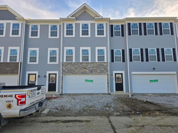 2693 Meigs Drive, Columbus, OH 43207