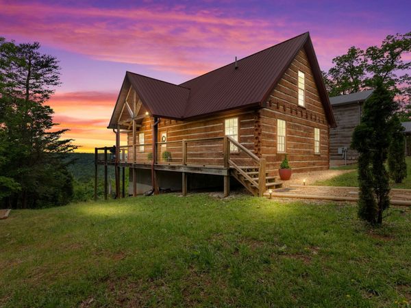 2007 Laurel Lake Dr, Monteagle, TN 37356